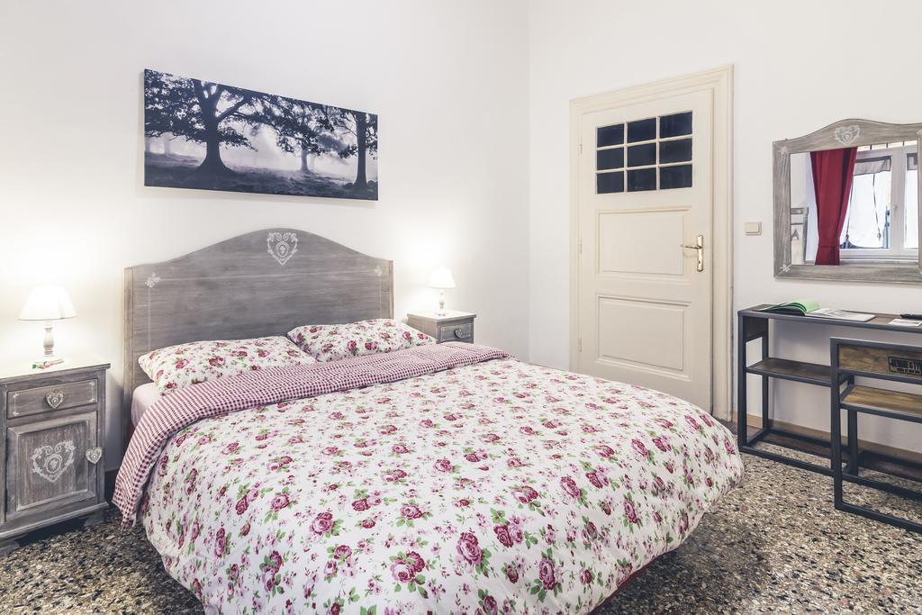 ボルツァーノ ルームズ Bed & Breakfast 部屋 写真