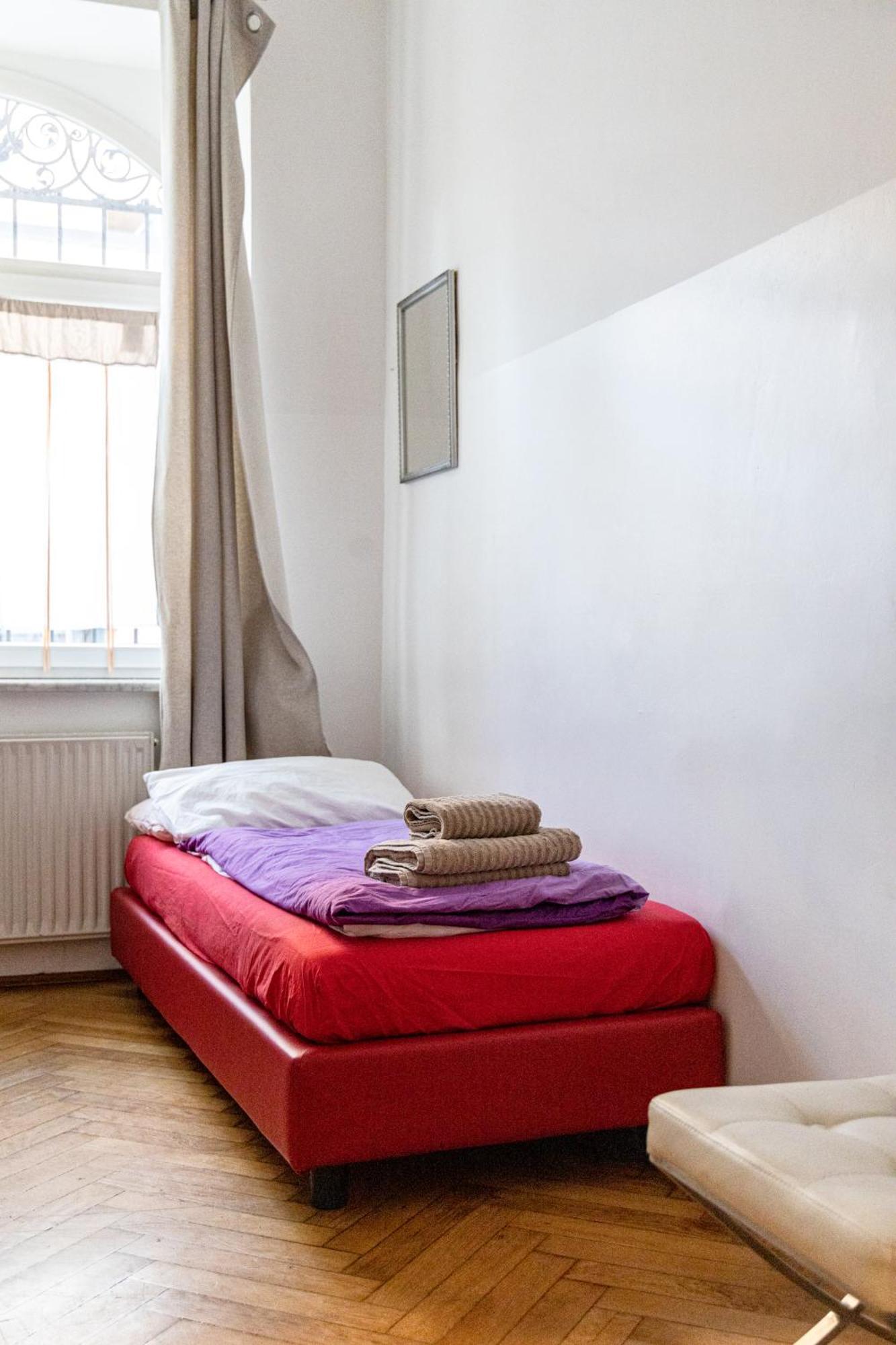ボルツァーノ ルームズ Bed & Breakfast エクステリア 写真