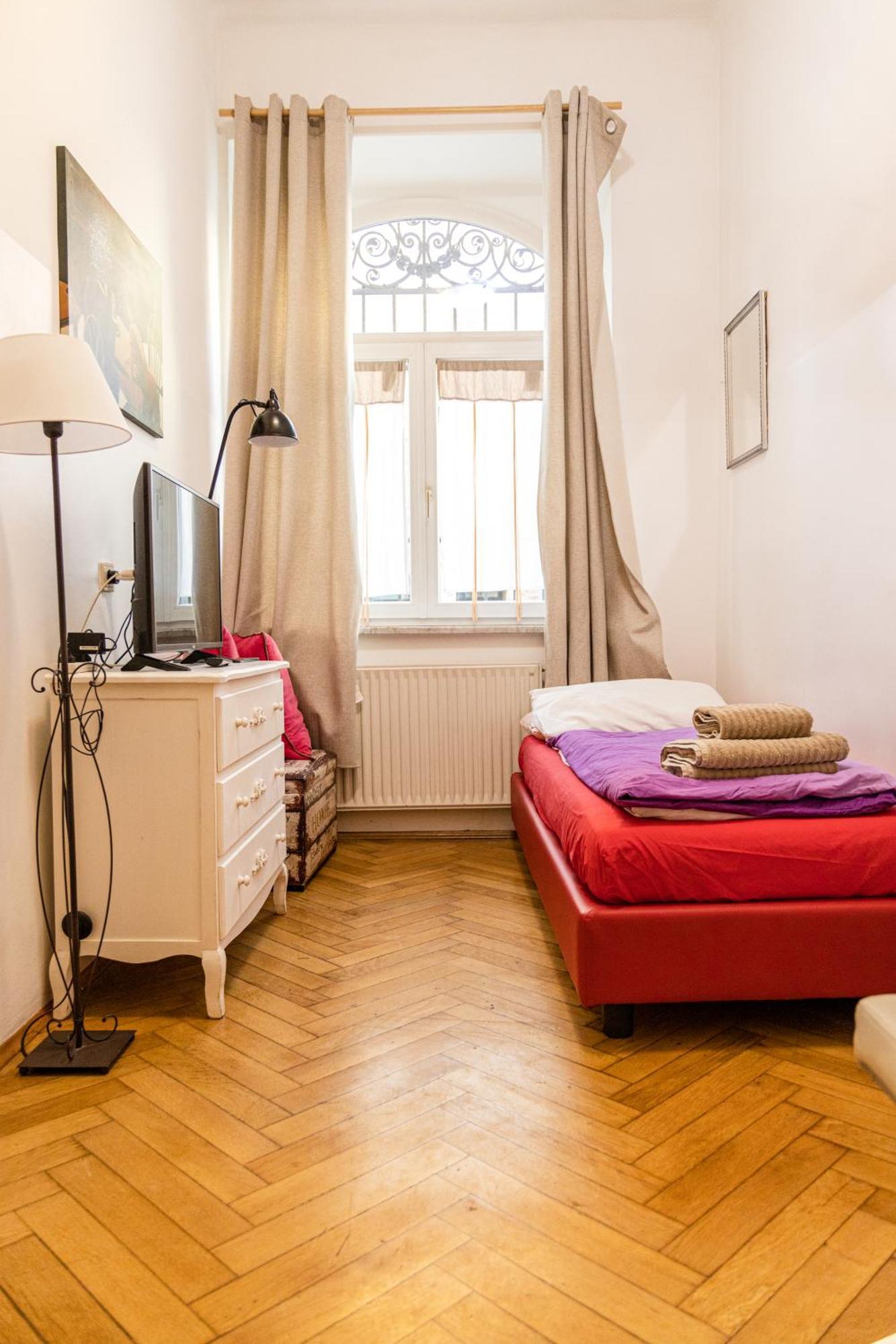 ボルツァーノ ルームズ Bed & Breakfast エクステリア 写真